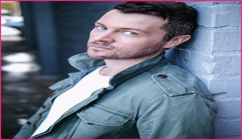 Dan Feuerriegel Biography
